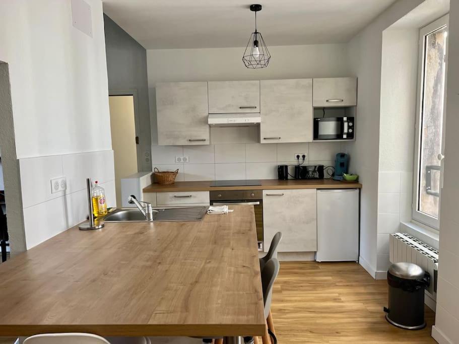 Charmant Appartement Plein Centre Avec Parking Augustins B Clermont-Ferrand Exterior foto